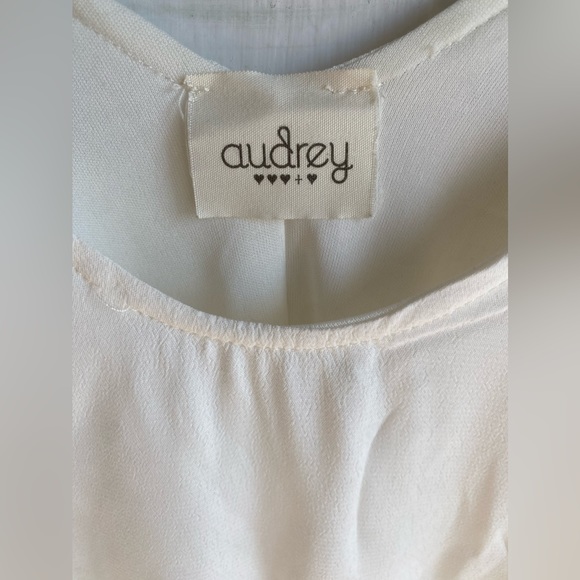 Audrey flared sleeve dress SZ S Brand new with tag - Picture 3 of 10